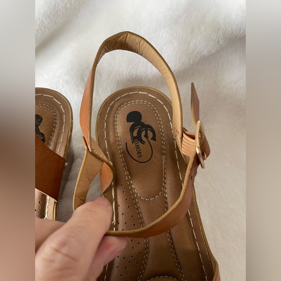 C G shoes sandals 8 1/2 - Picture 3 of 7